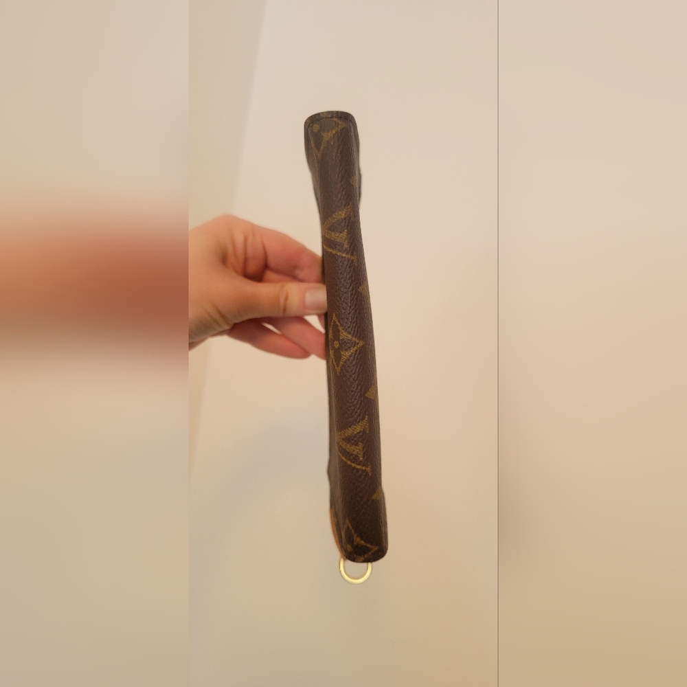 Authentic Louis Vuitton Monogram Pouch - Picture 8 of 13